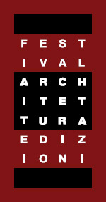 logo del fetival Architettura Edizioni. Logo su sfondo Bordo con scritte di colore bianco. I gruppi di parole che compongono la scritta FestivalArchitetturaEdizioni sono divisi in 7 in gruppi di 4 lettere disposti uno sotto l'altro