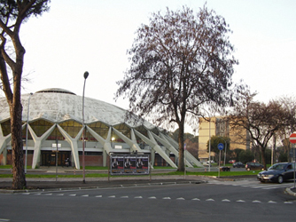 Pier Luigi Nervi, Palazzetto dello Sport, Roma 1956-57. In sfondo uno degli edifici del Villaggio Olimpico