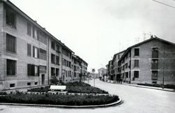 Franco Albini, Franca Helg, Enea Manfredini, Quartiere INA CASA Rosta Nuova, Reggio Emilia 1956-1960.
Nella home page:
Mario Pucci con Vinicio Vecchi, Edifici INA CASA in Viale Storchi, Modena 1950
