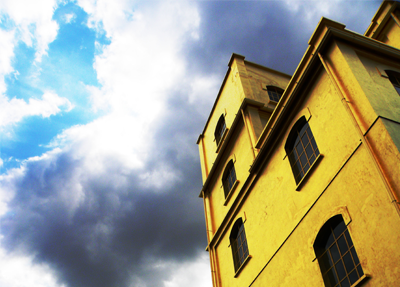 Detail of the golden tower, symbol of the new Prada Foundation by Rem Koolhaas; photo: PSAtelier - ZOOM 