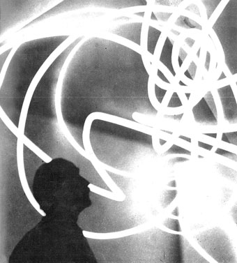L. Fontana, Ambiente spaziale, Triennale 1961, Courtesy Fondazione Fontana - ZOOM L. Fontana, Ambiente spaziale, Triennale 1961, Courtesy Fondazione Fontana - ZOOM